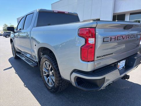 Used 2023 Chevrolet Silverado 1500 RST w/ Z71 Off-Road Package AWD/4WD image 3