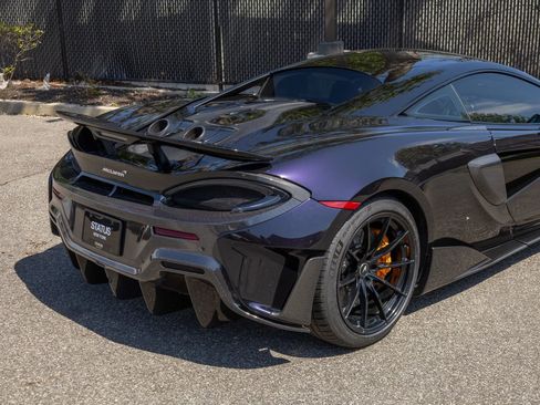 Used 2019 McLaren 600LT RWD image 40