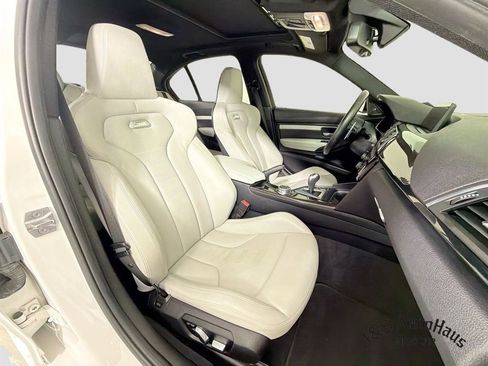 Used 2017 BMW M3 RWD image 34