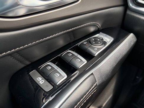 Used 2025 Kia Sorento SX FWD image 22