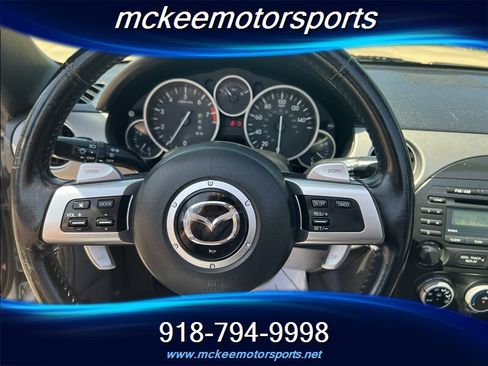 Used 2012 MAZDA MX-5 Miata Sport RWD image 11