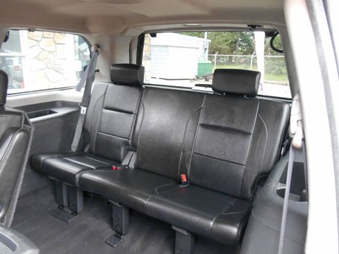 Used 2011 Nissan Armada Platinum w/ 2nd Row Captain Seat Pkg AWD/4WD image 15