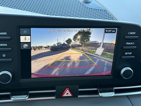 Certified 2025 Hyundai Elantra Blue image 21