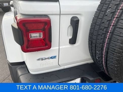 Used 2023 Jeep Wrangler Unlimited Sahara w/ Cold Weather Group AWD/4WD image 5