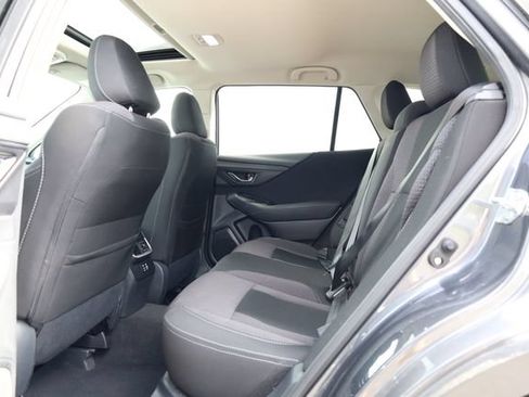 Used 2025 Subaru Outback Premium AWD/4WD image 26