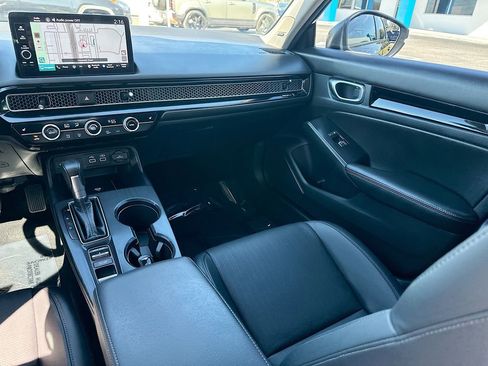 Used 2024 Honda Civic Touring image 25