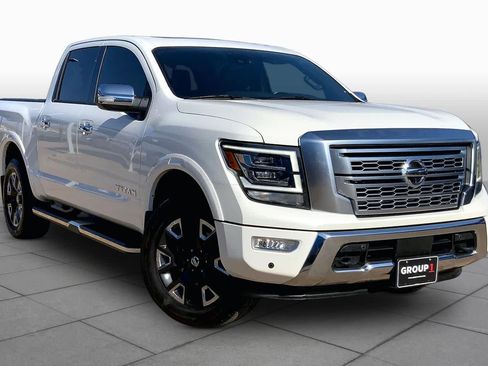 Used 2022 Nissan Titan Platinum Reserve w/ Moonroof Package AWD/4WD image 3