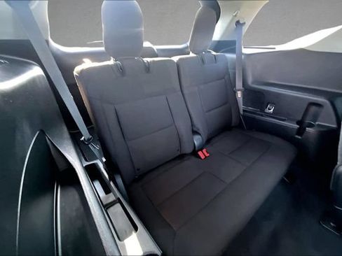 Used 2022 Ford Explorer XLT RWD image 24