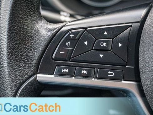 Used 2020 Nissan Kicks SV FWD image 30