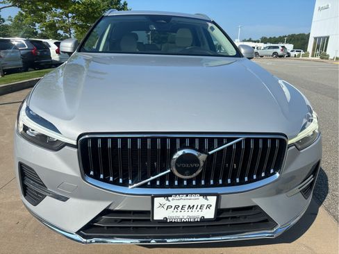 Used 2023 Volvo XC60 B5 Plus w/ Protection Package Premier AWD/4WD image 5