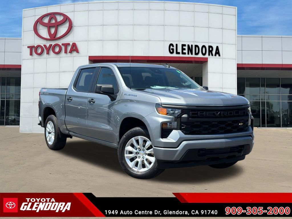 Used 2026 Chevrolet Silverado 1500 Custom AWD/4WD image 1