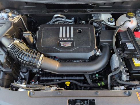 Used 2025 Cadillac XT6 Luxury image 29