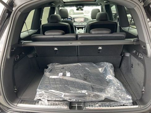 New 2025 Mercedes-Benz GLS 450 4MATIC image 10