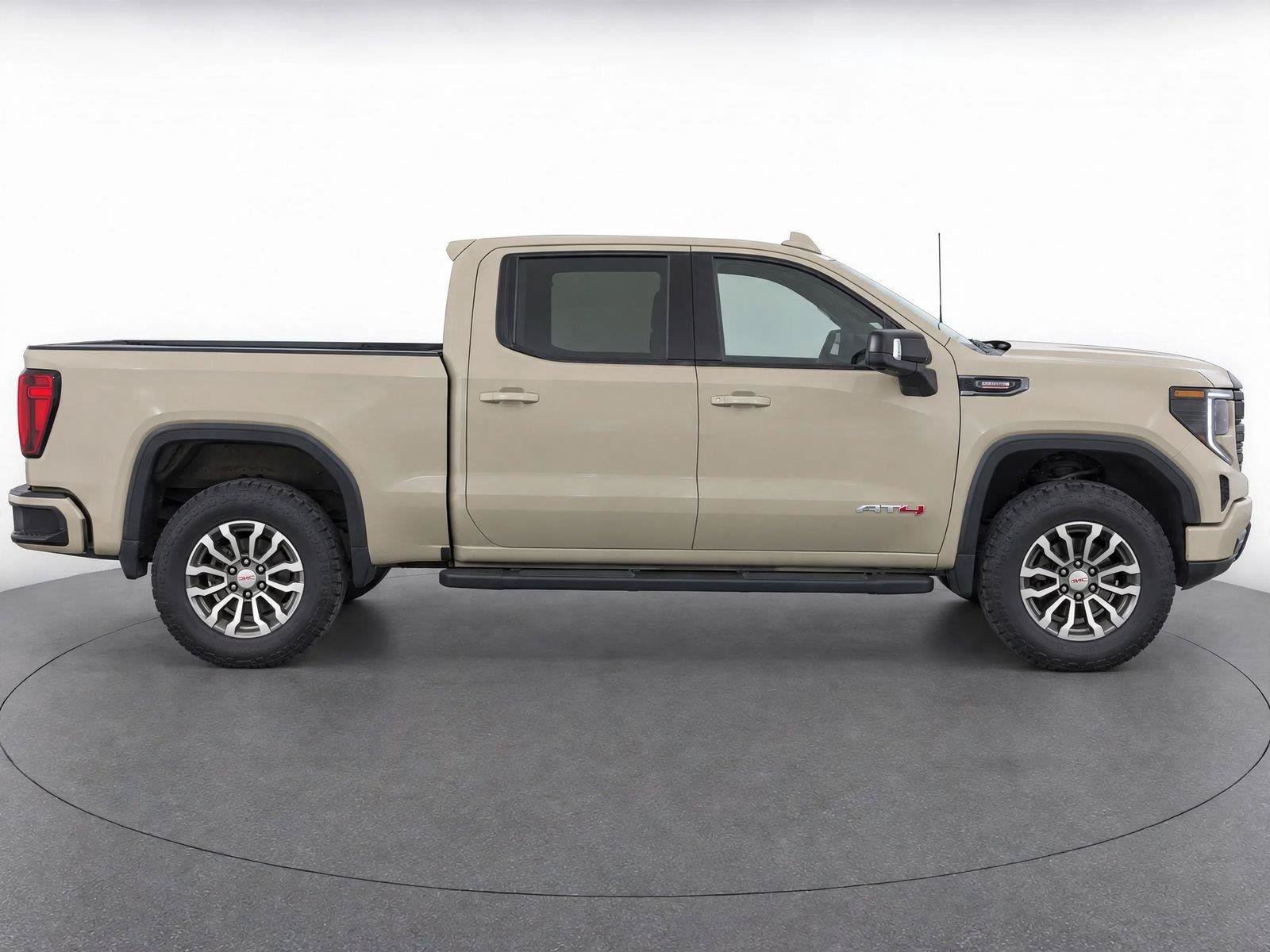 Used 2023 GMC Sierra 1500 AT4 AWD/4WD image 8