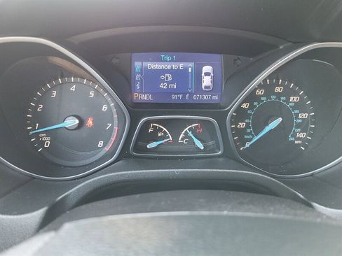 Used 2013 Ford Focus SE w/ SE Winter Pkg image 15