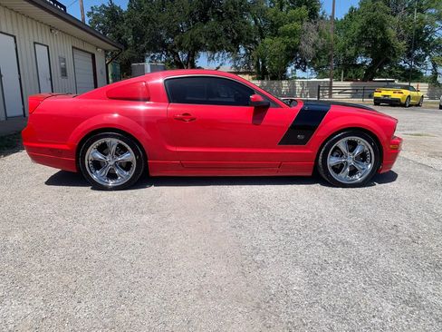 Used 2007 Ford Mustang GT Premium RWD image 1