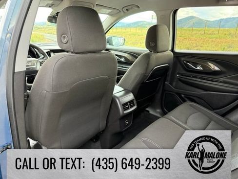 Used 2024 GMC Terrain SLE w/ Driver Convenience Package AWD/4WD image 29