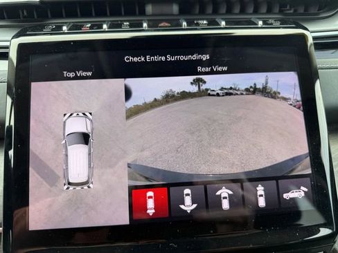 Used 2022 Jeep Grand Cherokee L Limited w/ Luxury Tech Group II image 30