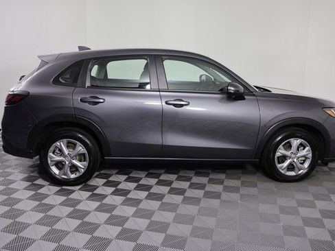 Certified 2025 Honda HR-V LX image 9
