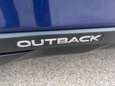 Used 2017 Subaru Outback 2.5i Premium image 35