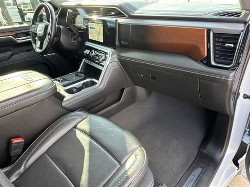 Used 2024 GMC Sierra 2500 Denali w/ Denali Reserve Package image 26
