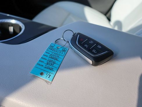 Used 2024 Cadillac Lyriq Sport image 39