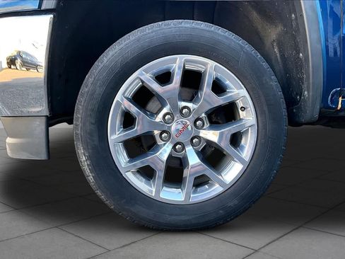 Used 2017 GMC Sierra 1500 SLT w/ SLT Premium Package AWD/4WD image 10