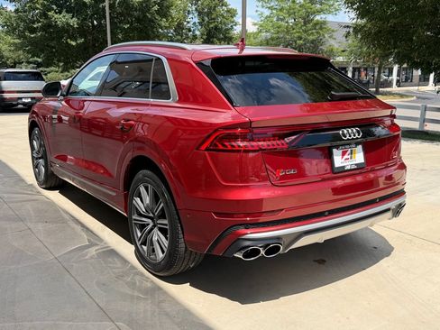 Used 2022 Audi SQ8 Prestige AWD/4WD image 6