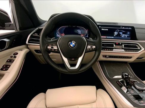 Used 2022 BMW X5 xDrive40i AWD/4WD image 4