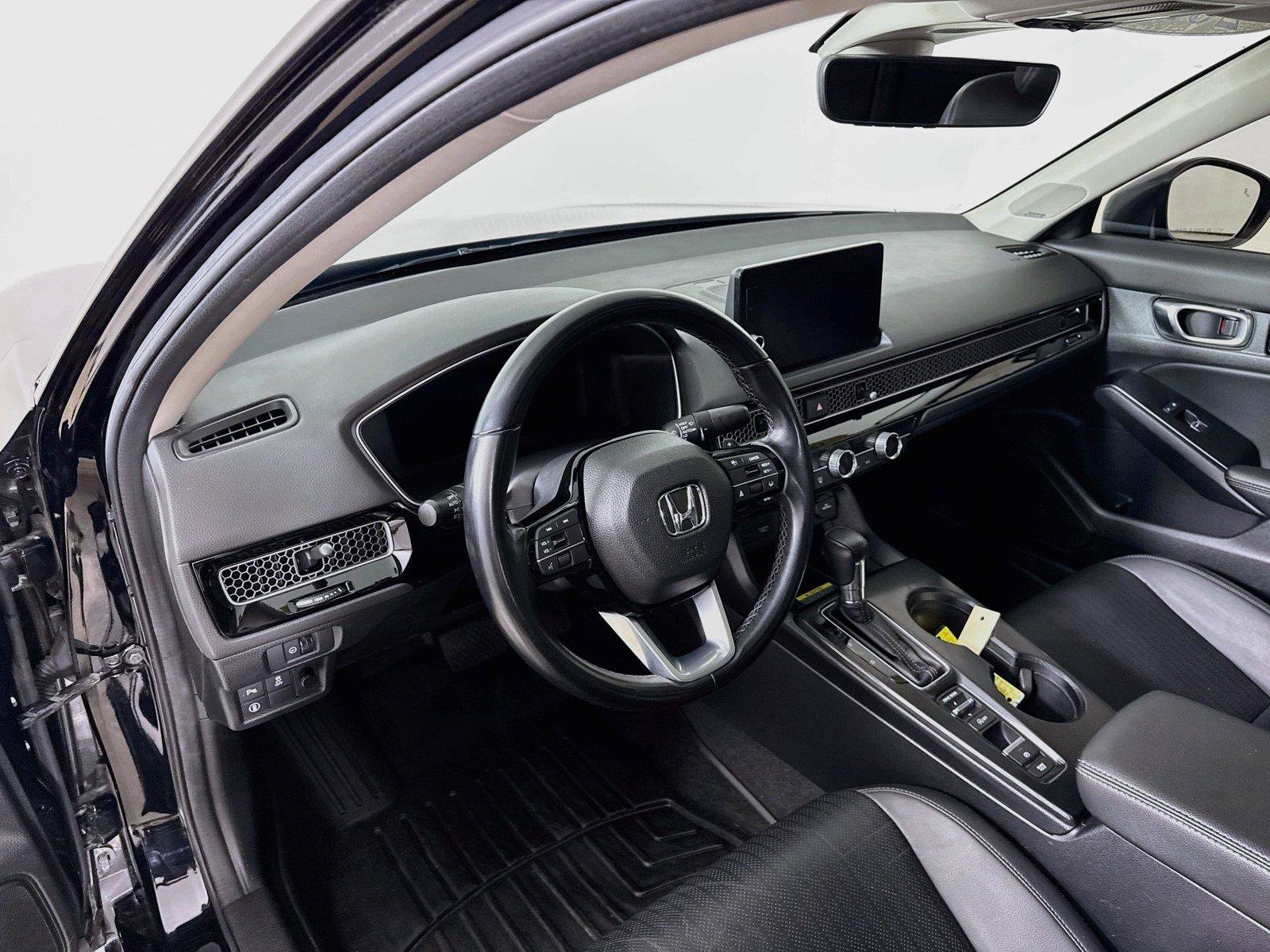Certified 2024 Honda Civic Touring image 24