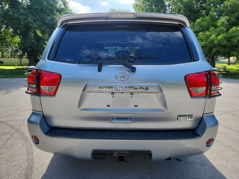 Used 2012 Toyota Sequoia SR5 w/ Premium Pkg RWD image 6
