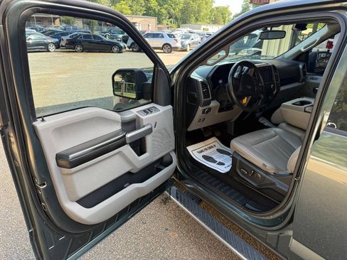 Used 2018 Ford F150 XLT w/ Equipment Group 302A Luxury AWD/4WD image 10