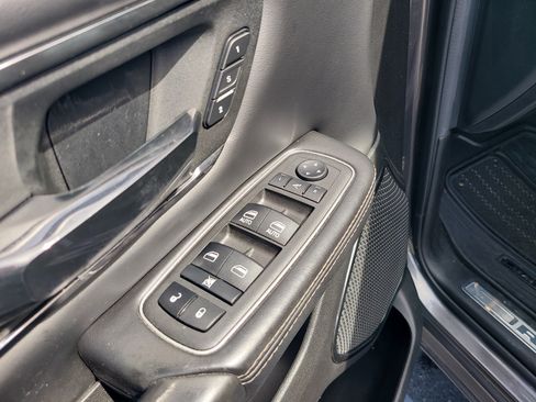 Used 2022 RAM 1500 Limited w/ Body Color Bumper Group AWD/4WD image 17