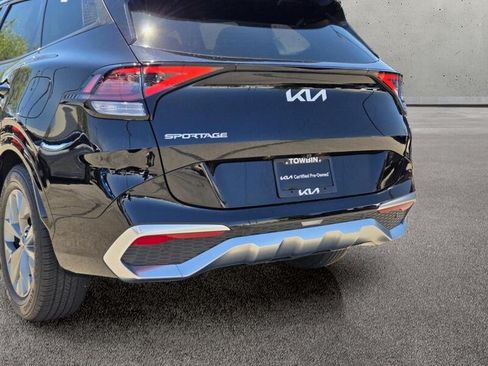 Certified 2023 Kia Sportage SX FWD image 6