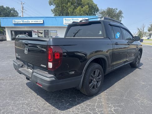 Used 2019 Honda Ridgeline Sport image 11