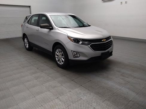 Used 2019 Chevrolet Equinox LS FWD image 13