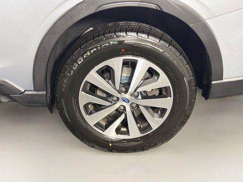 Used 2020 Subaru Outback Premium AWD/4WD image 35
