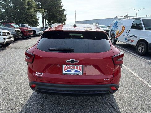 New 2026 Chevrolet Trax RS w/ Driver Confidence Package FWD image 9