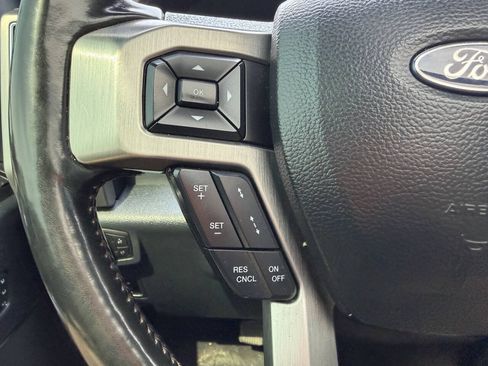 Used 2022 Ford F450 Platinum w/ FX4 Off-Road Package AWD/4WD image 20