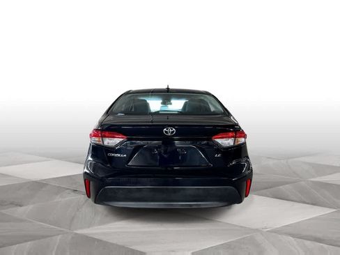 Used 2025 Toyota Corolla LE FWD image 7