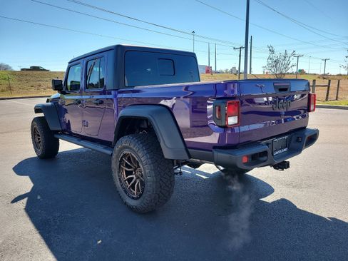 New 2026 Jeep Gladiator Sport image 7