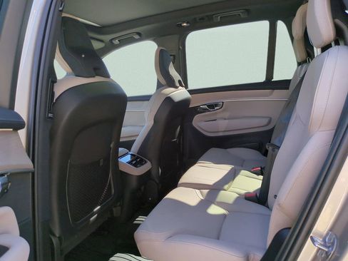 New 2026 Volvo XC90 B6 Plus image 10