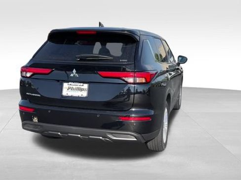Used 2024 Mitsubishi Outlander ES AWD/4WD image 9