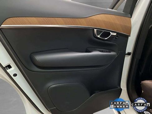 Used 2025 Volvo XC90 B6 Plus image 70
