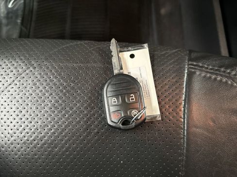 Used 2014 Ford F350 Platinum image 40