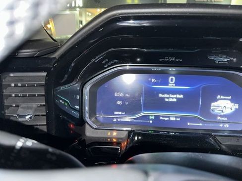 Used 2023 Chevrolet Silverado 1500 RST w/ Z71 Off-Road Package image 19