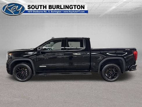 Used 2025 GMC Sierra 1500 Elevation AWD/4WD image 3