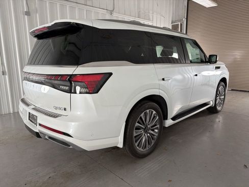 Certified 2026 INFINITI QX80 Luxe w/ Exterior Package AWD/4WD image 6