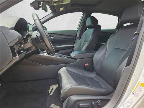 Used 2024 Honda Accord Sport image 11