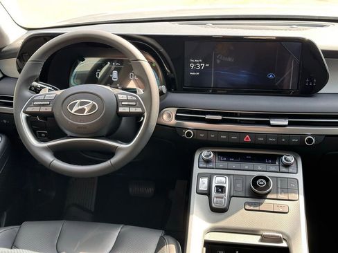 Certified 2025 Hyundai Palisade SEL image 20